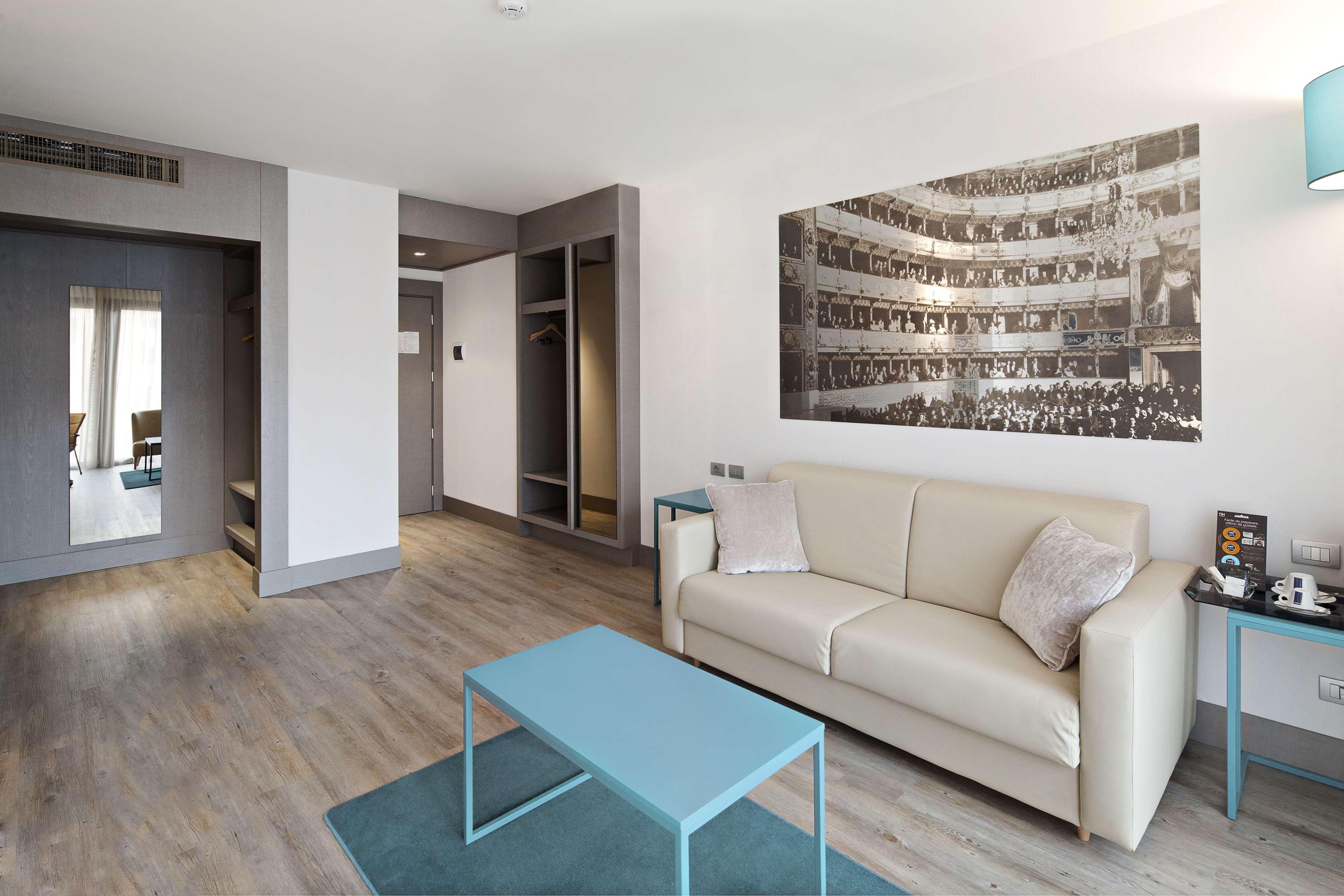 Hotel Nh Parma Esterno foto