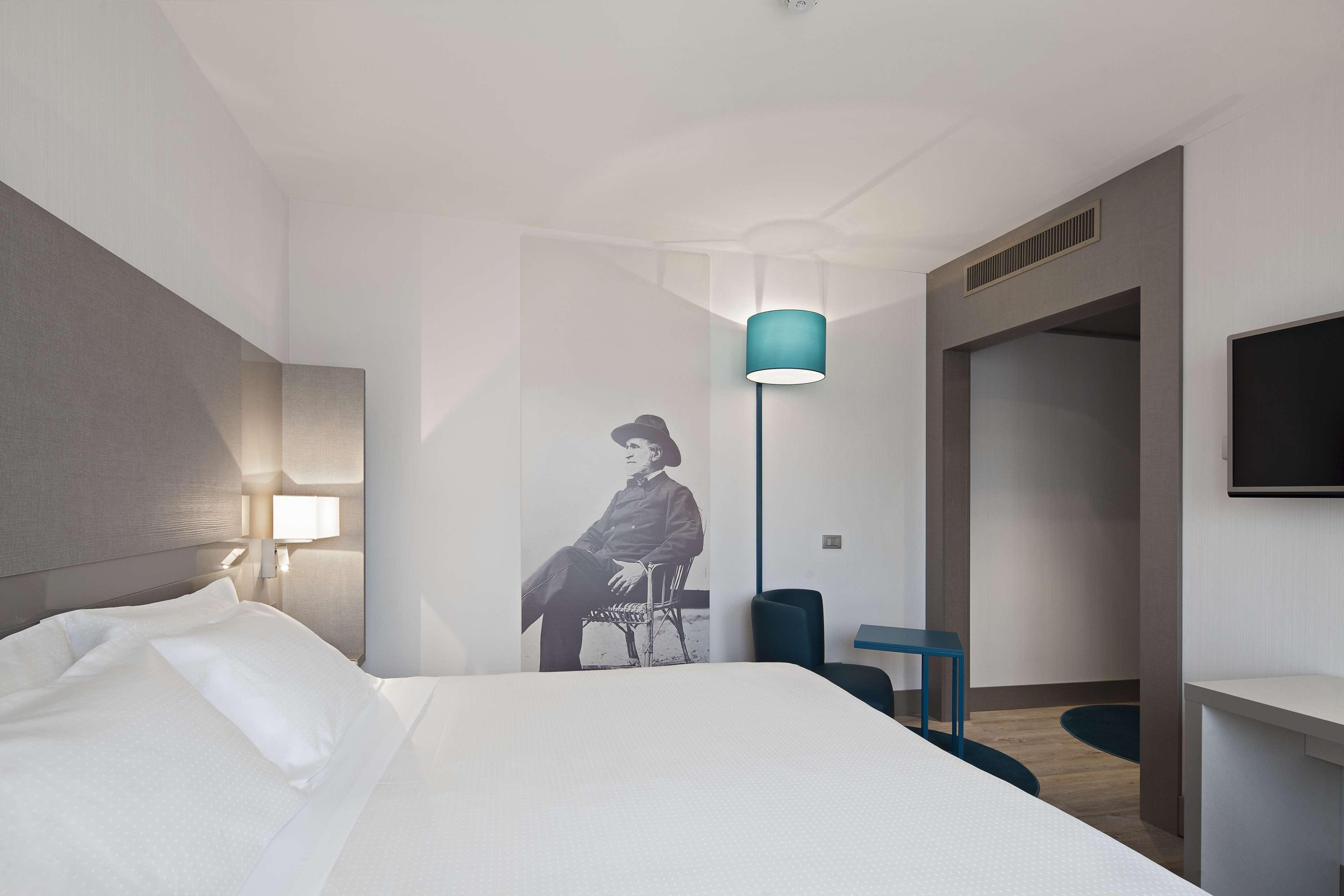 Hotel Nh Parma Esterno foto