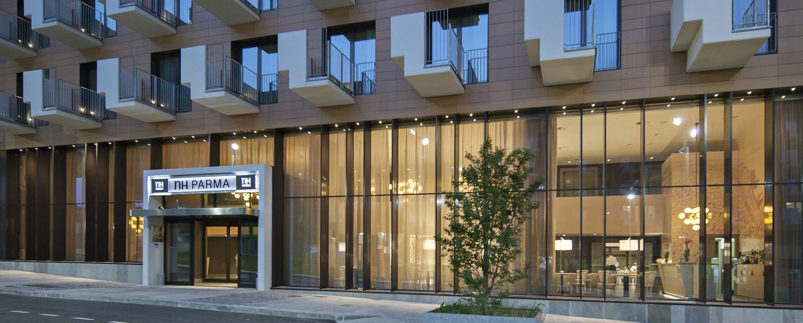 Hotel Nh Parma Esterno foto